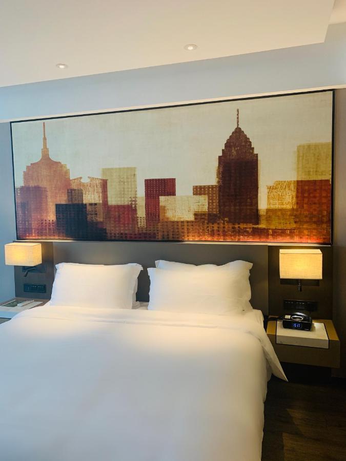 Mercure Shanghai Hongqiao Railway Station Екстериор снимка
