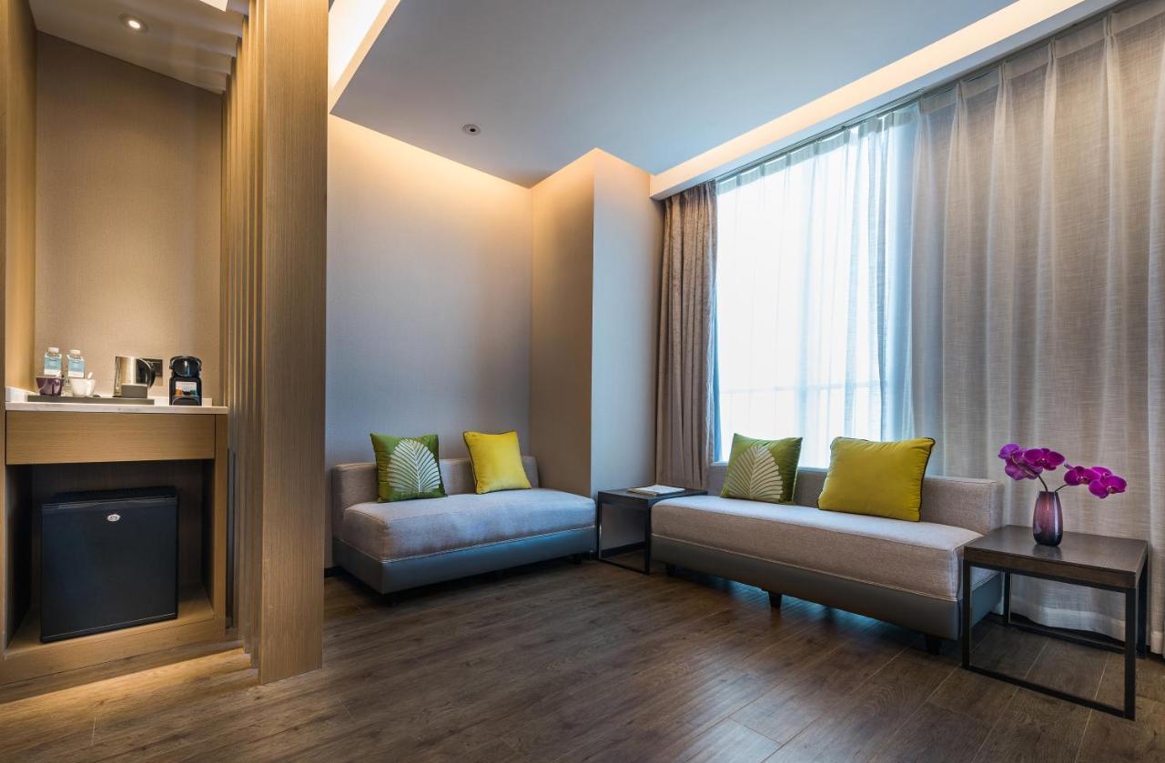 Mercure Shanghai Hongqiao Railway Station Екстериор снимка