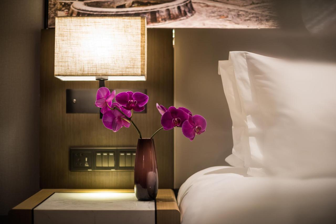 Mercure Shanghai Hongqiao Railway Station Екстериор снимка