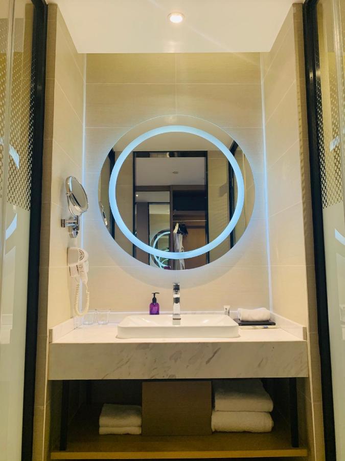 Mercure Shanghai Hongqiao Railway Station Екстериор снимка