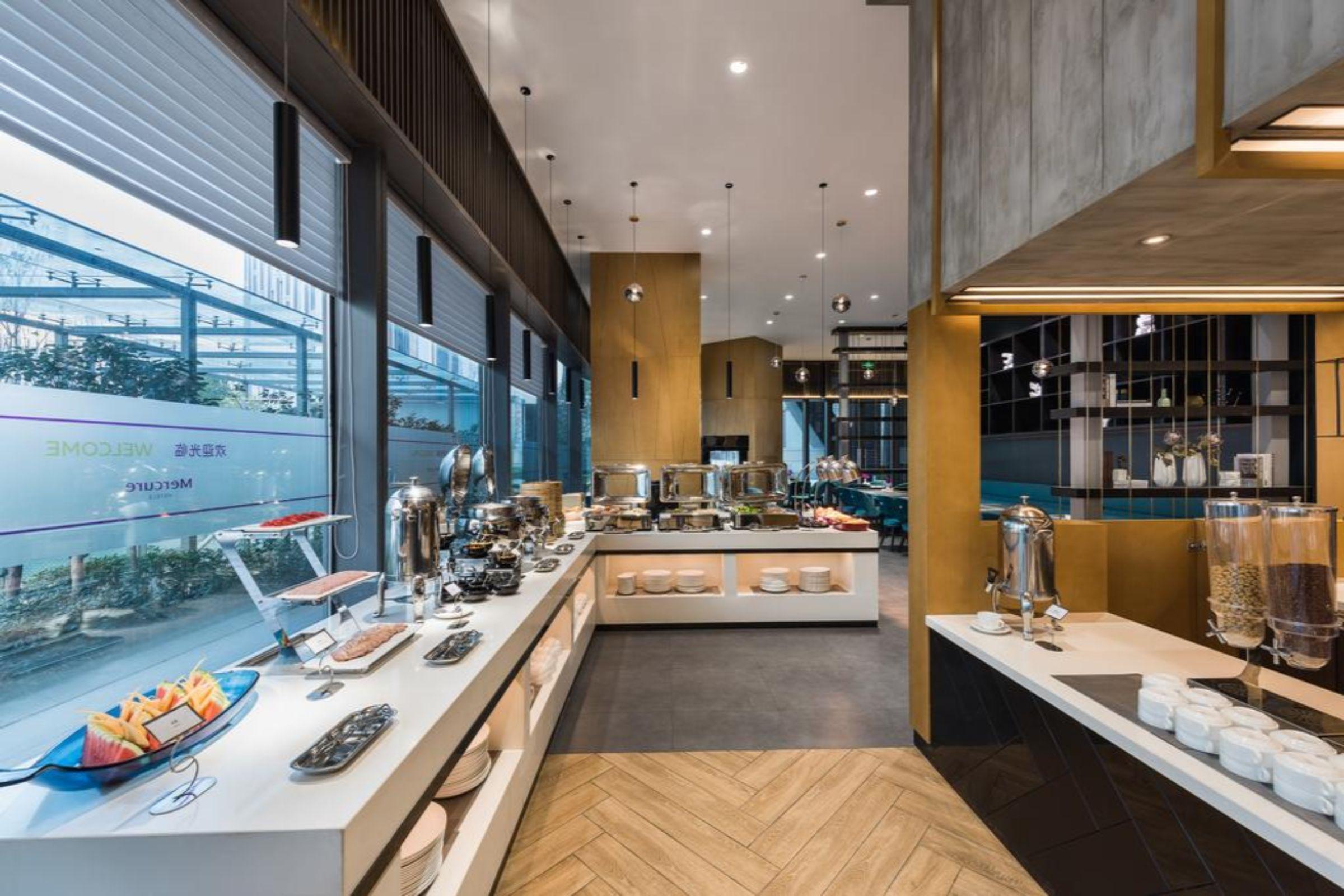 Mercure Shanghai Hongqiao Railway Station Екстериор снимка