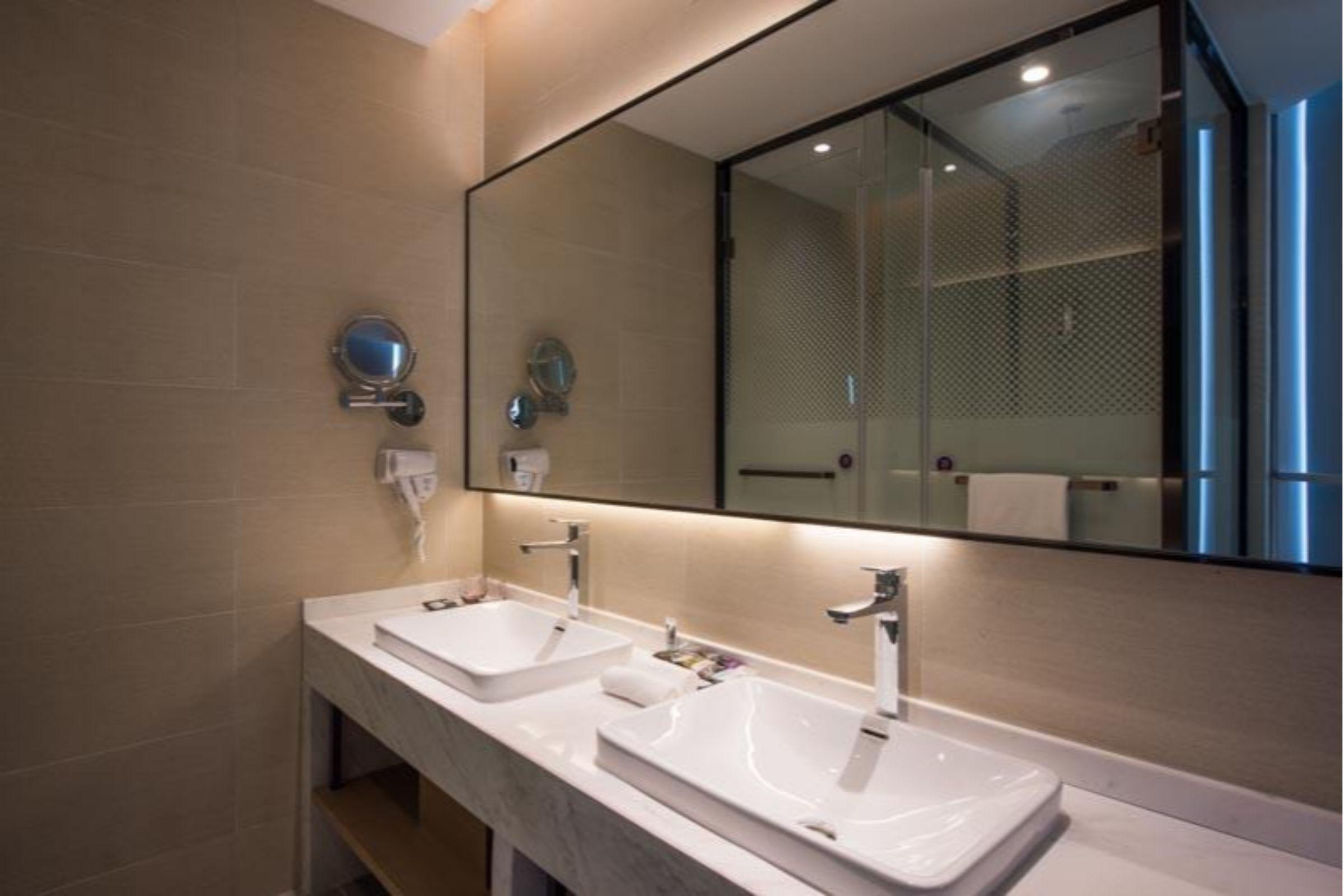 Mercure Shanghai Hongqiao Railway Station Екстериор снимка